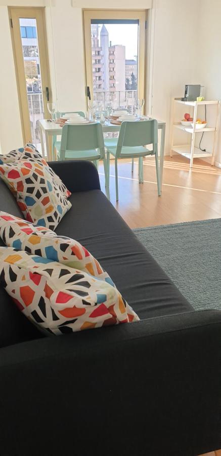 5Min Walk From Subway Station & Free Parking Apartment ลิสบอน ภายนอก รูปภาพ