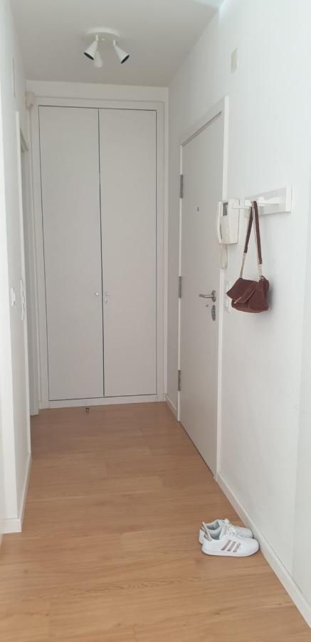 5Min Walk From Subway Station & Free Parking Apartment ลิสบอน ภายนอก รูปภาพ